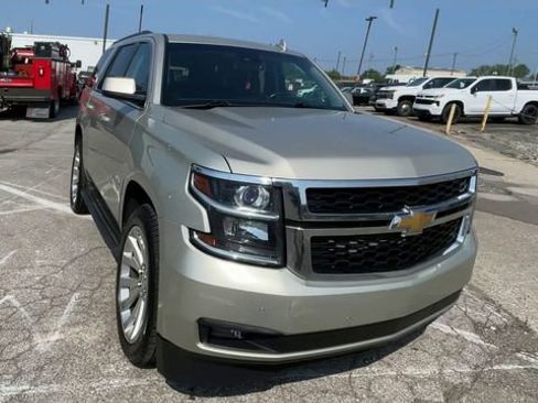 Used 2016 Chevrolet Tahoe LT w/ Luxury Package AWD/4WD image 4