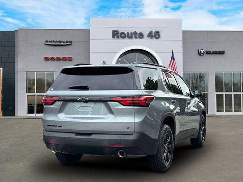 Used 2023 Chevrolet Traverse LT w/ Midnight/Sport Edition AWD/4WD image 5