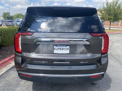 Used 2021 GMC Yukon SLT AWD/4WD image 5