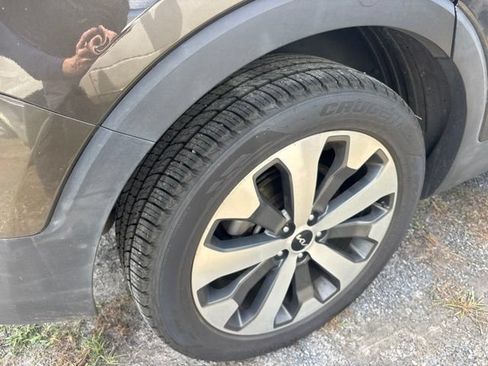 Used 2022 Kia Telluride S AWD/4WD image 8