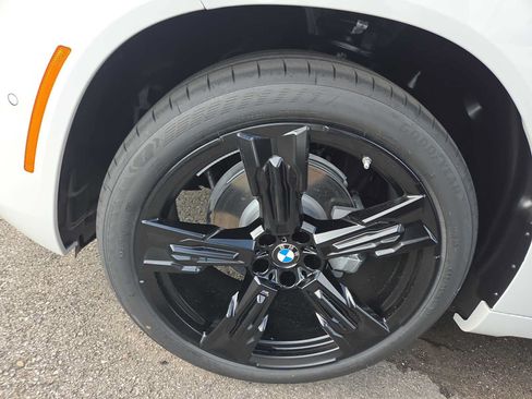 New 2026 BMW X3 xDrive30i w/ Premium Package AWD/4WD image 7