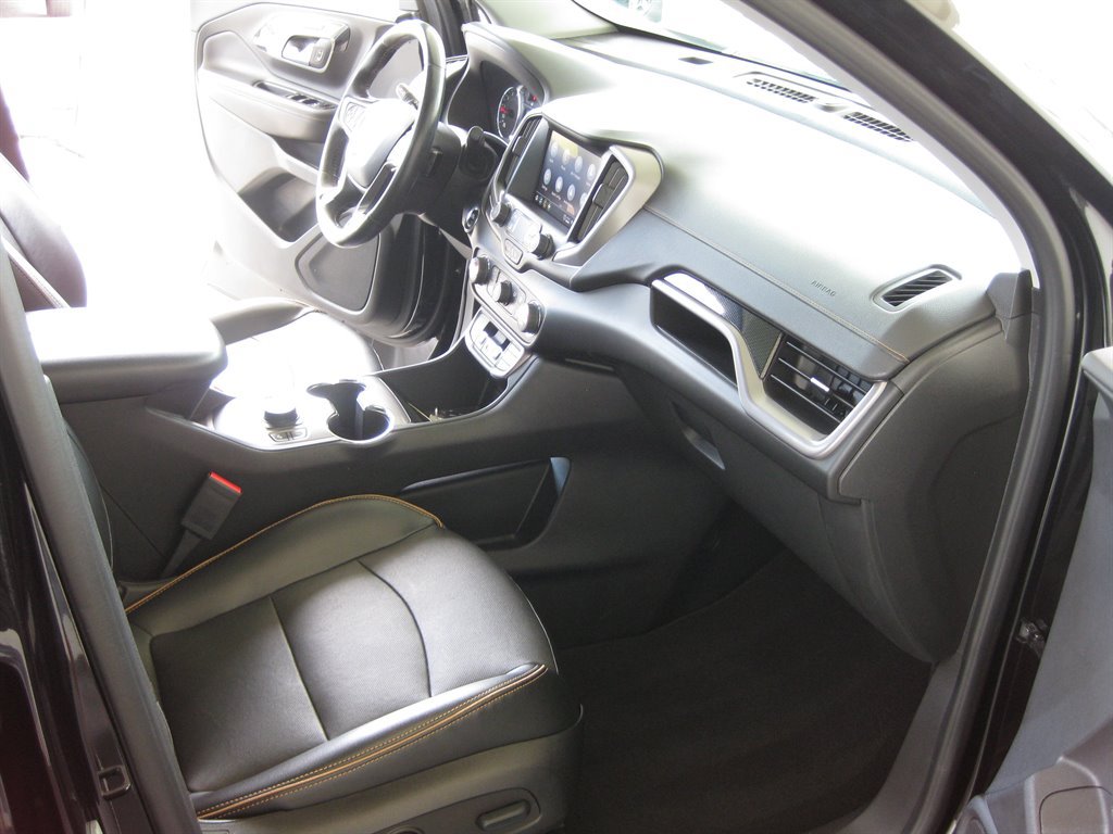 Used 2022 GMC Terrain AT4 AWD/4WD image 37