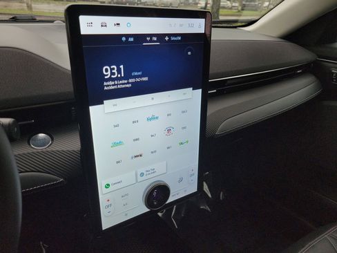 Used 2025 Ford Mustang Mach-E Select image 26