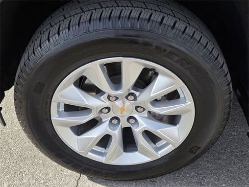 Used 2023 Chevrolet Silverado 1500 RST w/ Convenience Package II image 9