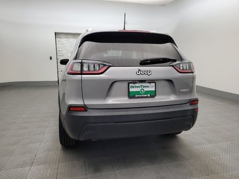 Used 2019 Jeep Cherokee Latitude w/ Popular Appearance Group image 6