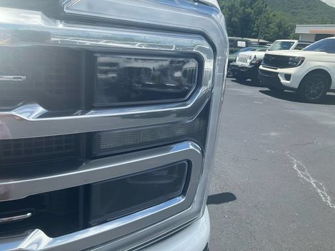 Used 2024 Ford F250 Limited w/ FX4 Off-Road Package AWD/4WD image 9