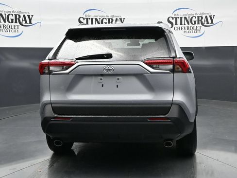 Used 2024 Toyota RAV4 XLE w/ Convenience Package FWD image 6