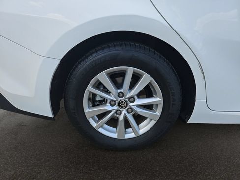 Used 2025 Toyota Camry LE FWD image 41