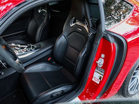 Used 2018 Mercedes-Benz AMG GT S image 17