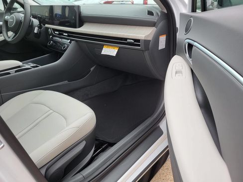 New 2026 Hyundai Sonata SEL FWD image 8
