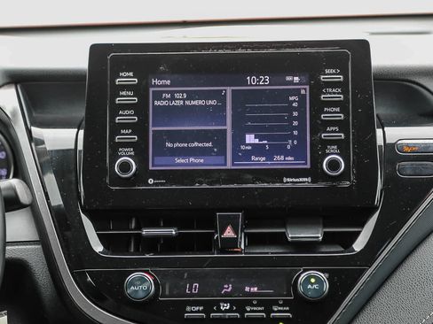Used 2021 Toyota Camry SE FWD image 14