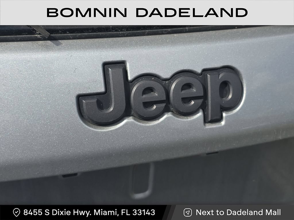 Used 2022 Jeep Compass High Altitude AWD/4WD image 12