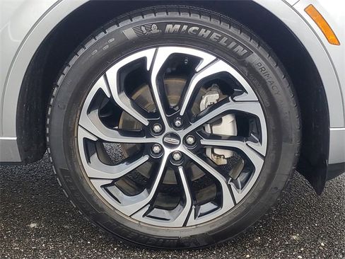 Certified 2024 Lincoln Nautilus Reserve w/ Equipment Group 203A image 9