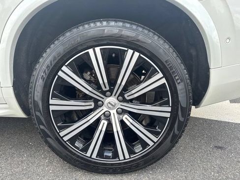 Used 2024 Volvo XC90 B6 Plus w/ Protection Package AWD/4WD image 9