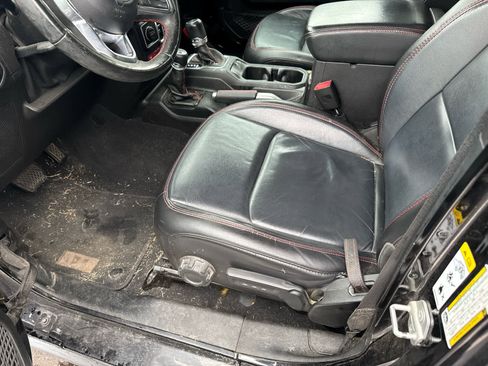 Used 2018 Jeep Wrangler Unlimited Rubicon image 5