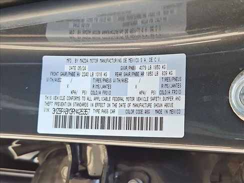 Used 2024 MAZDA MAZDA3 s FWD image 23