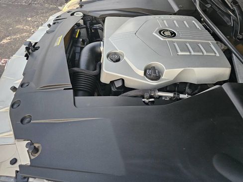 Used 2005 Cadillac STS w/ Preferred Equipment Group image 41