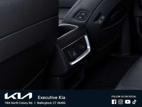 New 2026 Kia Carnival SX Prestige FWD image 26