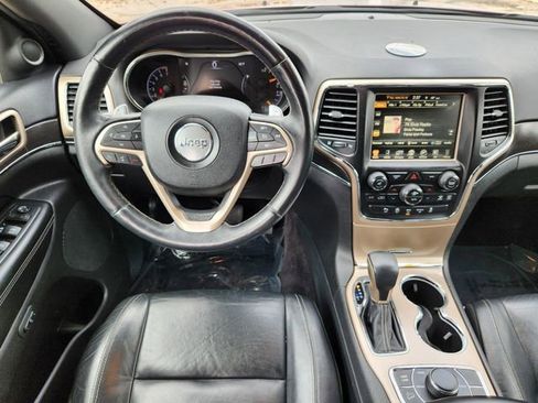 Used 2017 Jeep Grand Cherokee Limited AWD/4WD image 24