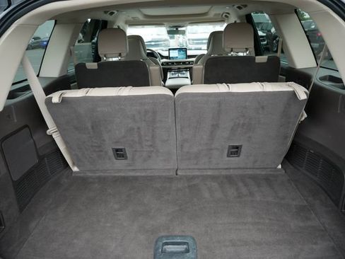 Used 2021 Lincoln Aviator Reserve w/ Equipment Group 202A AWD/4WD image 6