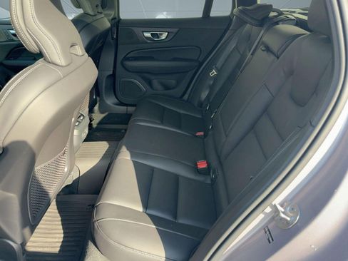 Certified 2026 Volvo V60 B5 Cross Country Ultra image 15