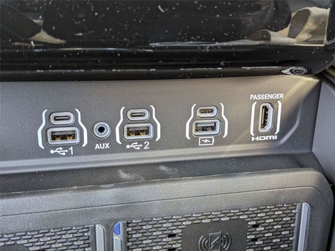 New 2026 RAM 1500 Laramie w/ Night Edition AWD/4WD image 17