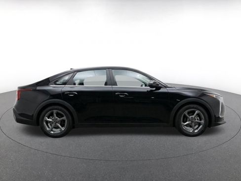 Used 2026 Kia K4 FWD image 10