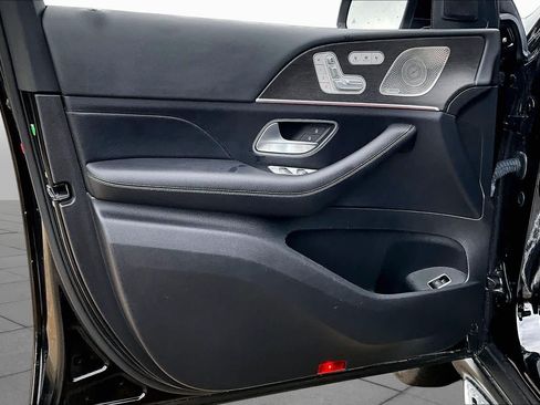 Used 2022 Mercedes-Benz GLS 450 4MATIC image 22