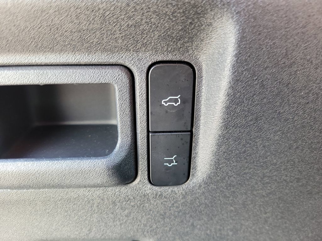 Used 2025 Ford Expedition Active RWD image 25