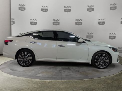 Used 2023 Nissan Altima 2.5 SL AWD/4WD image 6