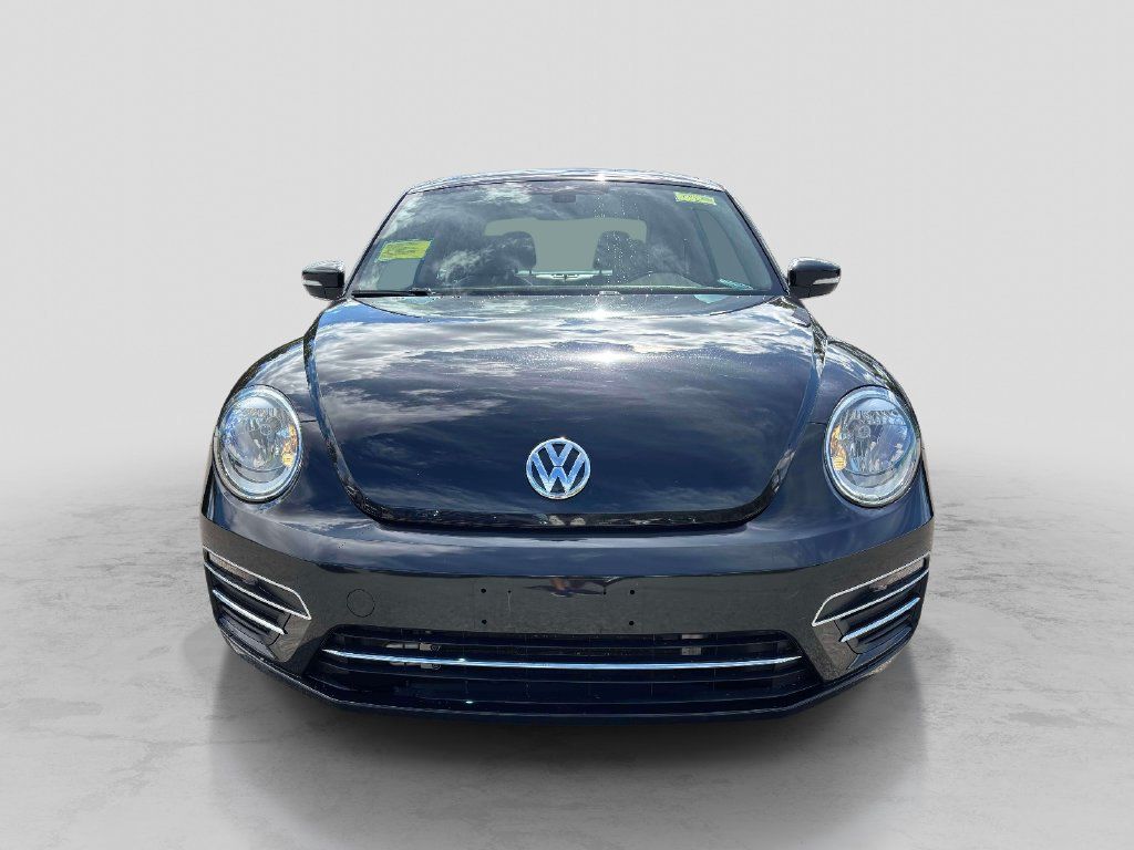 Used 2019 Volkswagen Beetle 2.0T SE FWD image 8