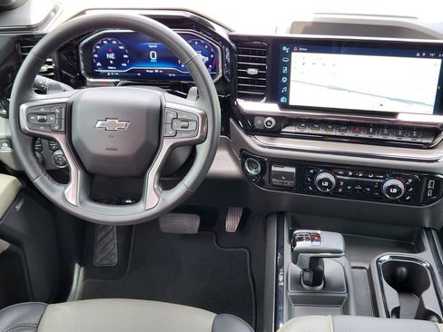Used 2025 Chevrolet Silverado 1500 ZR2 w/ Technology Package AWD/4WD image 10