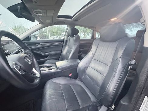 Used 2018 Honda Accord EX-L image 6