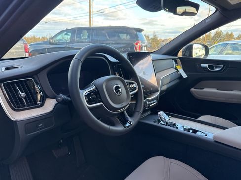 New 2026 Volvo XC60 B5 Plus w/ Protection Package Premier image 18