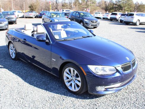 Used 2013 BMW 328i Convertible image 4