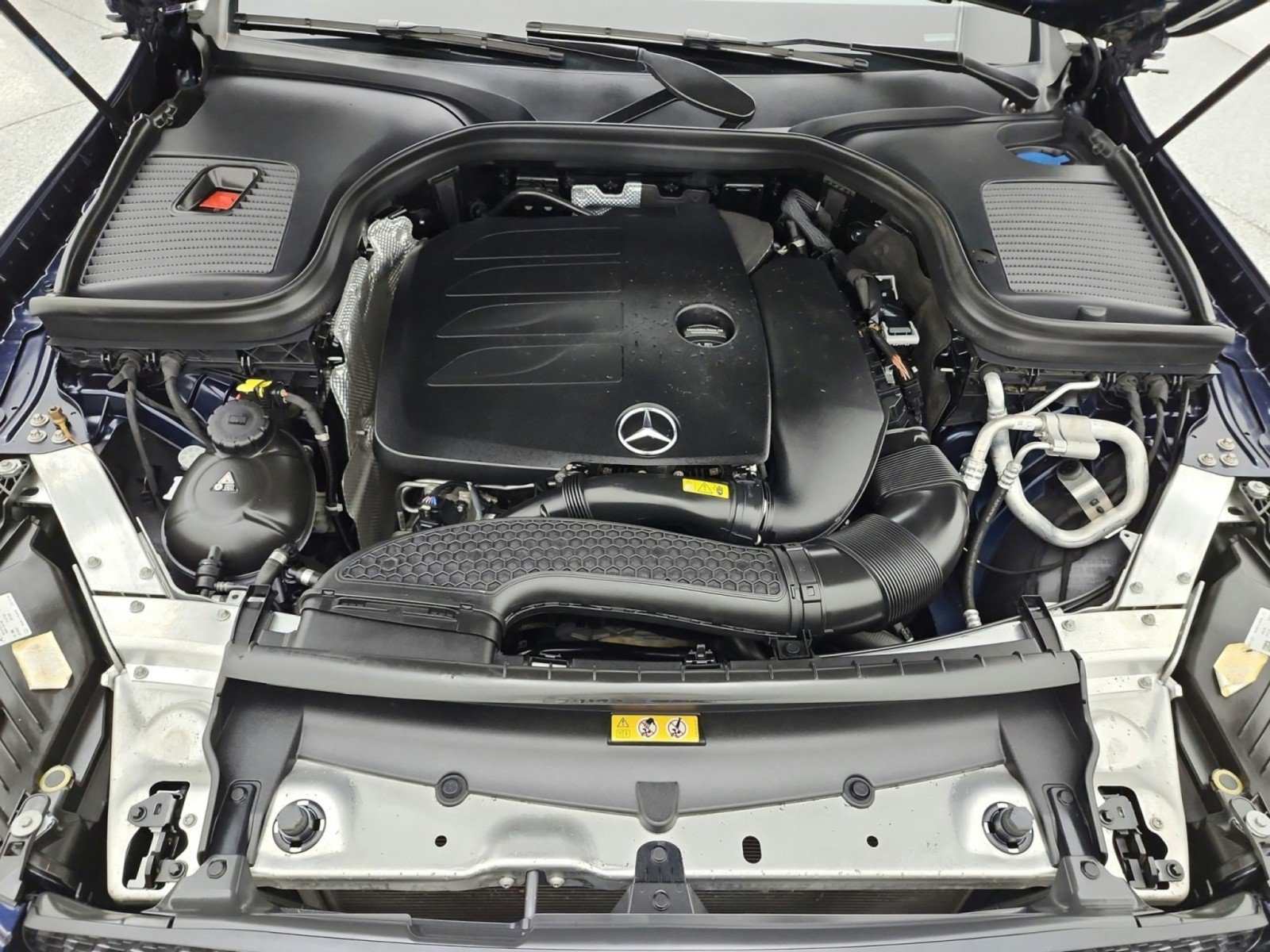Certified 2023 Mercedes-Benz GLC 300 4MATIC Coupe image 17