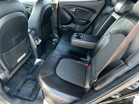 Used 2015 Hyundai Tucson SE image 24