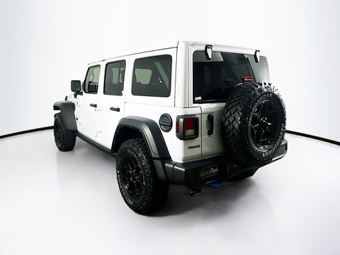 Used 2023 Jeep Wrangler Unlimited w/ Sun & Screen Package image 5