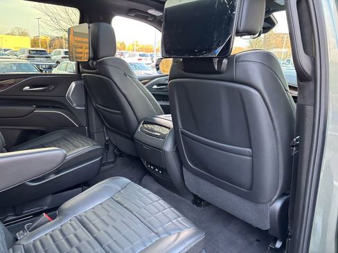 Used 2023 Cadillac Escalade Sport Platinum w/ LPO, ONYX Package image 41