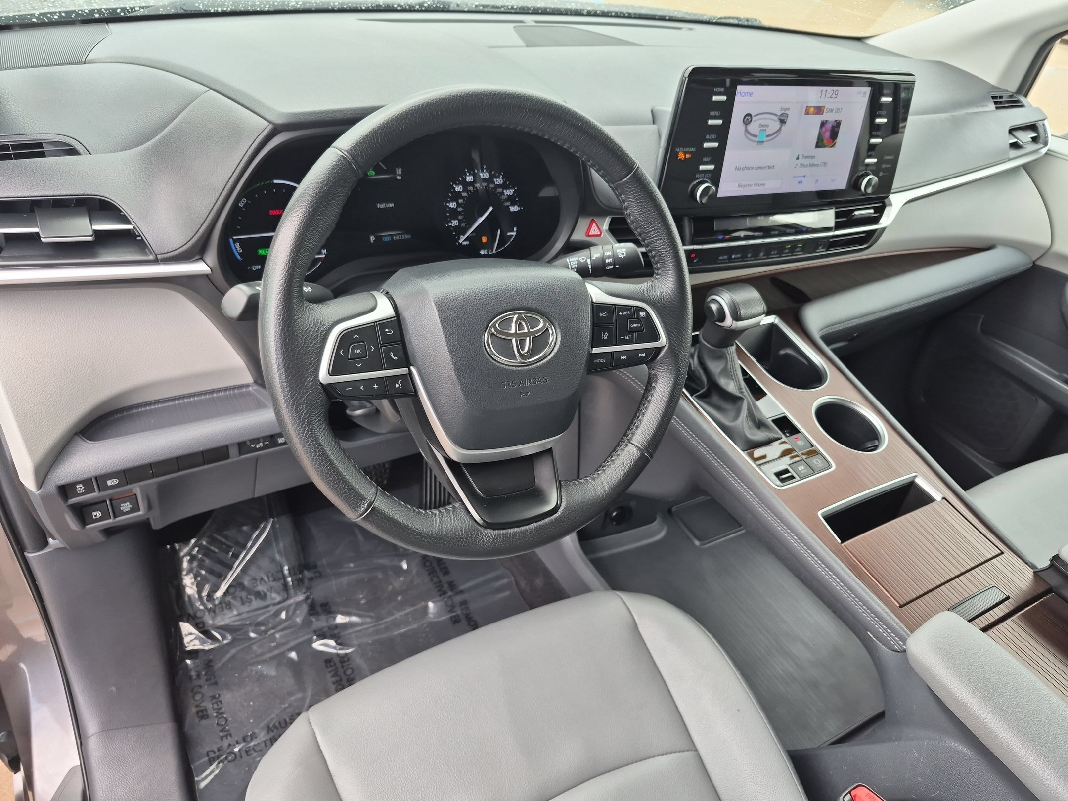 Used 2023 Toyota Sienna XLE AWD/4WD image 10