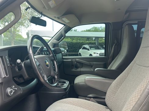 Used 2021 Chevrolet Express 2500 w/ Driver Convenience Package RWD image 11