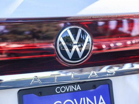 New 2026 Volkswagen Atlas SE image 11