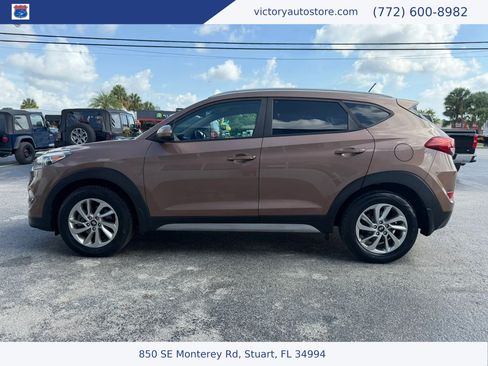 Used 2017 Hyundai Tucson SE w/ SE Popular Package 02 FWD image 6