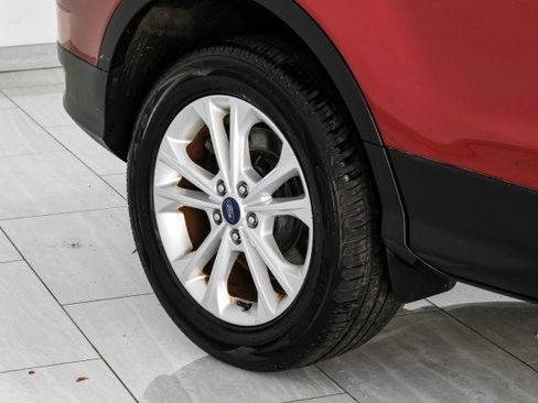 Used 2017 Ford Escape SE w/ Equipment Group 201A AWD/4WD image 49