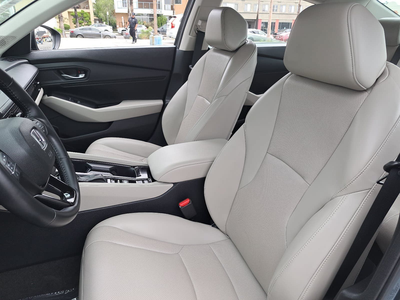 Used 2023 Honda Accord EX-L image 16