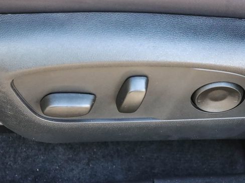 Used 2026 Chevrolet Equinox EV LT image 20