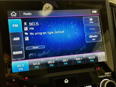 Used 2023 Subaru Forester Touring AWD/4WD image 17