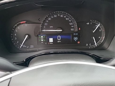 Used 2019 Cadillac XT5 Premium Luxury w/ Driver Assist Package AWD/4WD image 20