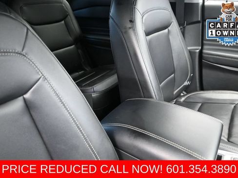 Used 2023 Ford Explorer XLT w/ Equipment Group 202A AWD/4WD image 26
