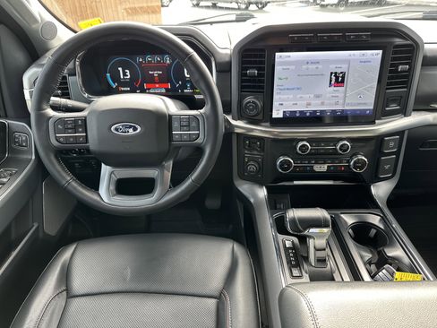 Used 2023 Ford F150 Lariat w/ Trailer Tow Package image 16